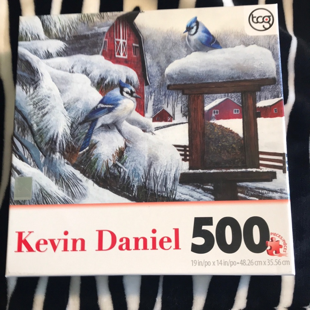 “Winter Blue Jay” Kevin Daniel Puzzle 500 pieces 19”X14”